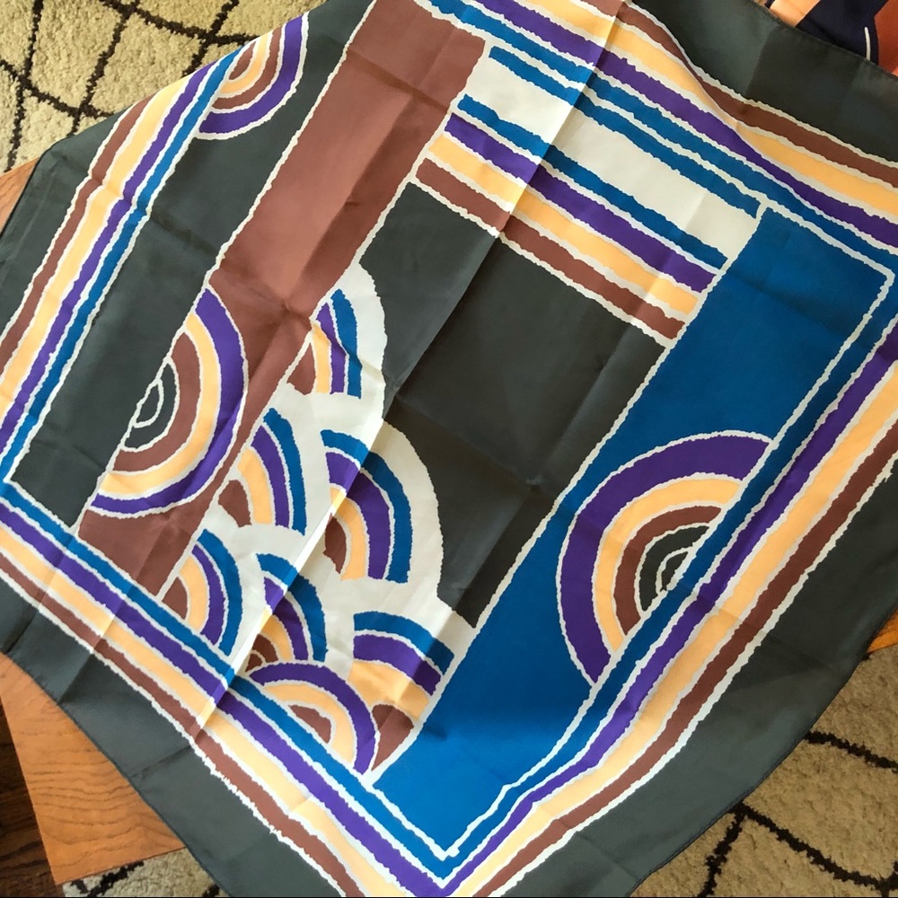 Colorful scarf bundle - Picture 5 of 7
